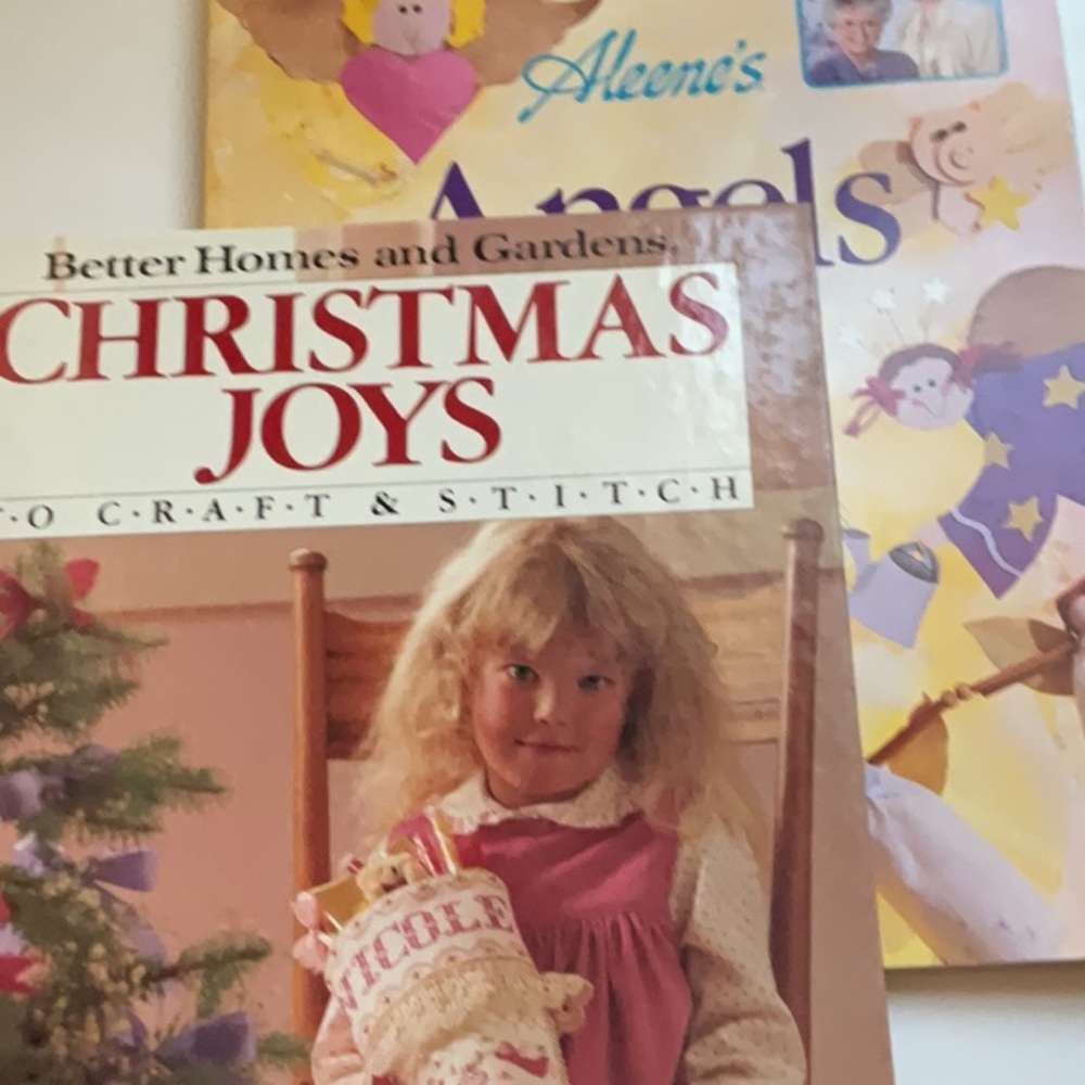 Christmas’s Joy and angels made Easy crafting hardcover books. Two books in lot